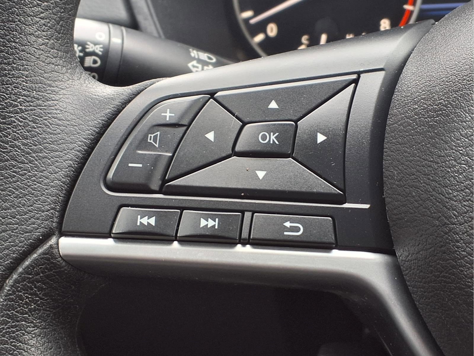 Certified 2022 Nissan Altima 2.5 SV FWD image 22