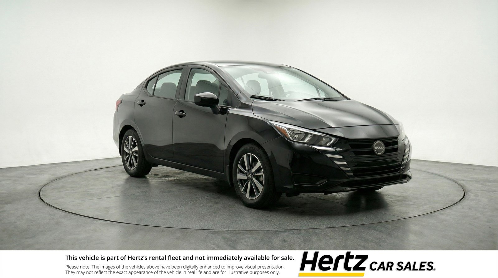 Used 2025 Nissan Versa SV image 1