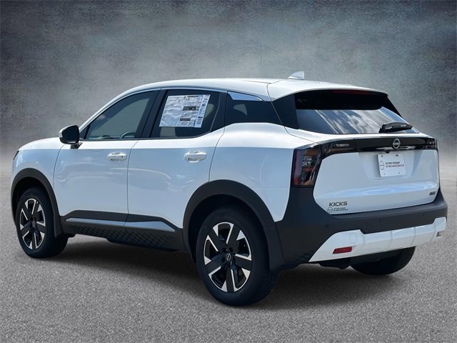 New 2025 Nissan Kicks SV image 4