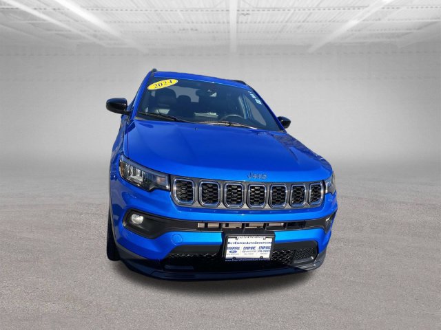 Used 2024 Jeep Compass Latitude AWD/4WD image 26
