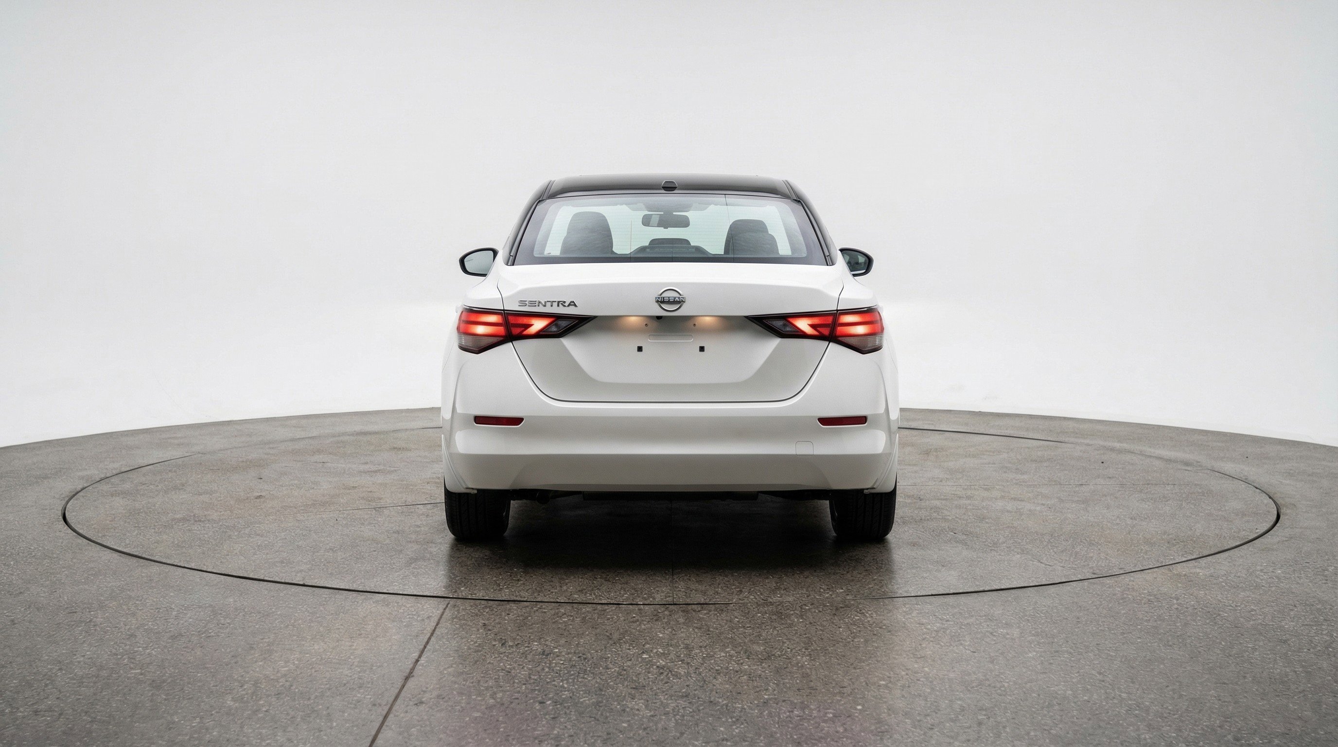 Used 2025 Nissan Sentra SV image 7