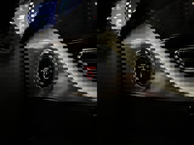 Used 2021 Kia Niro EX Premium image 17