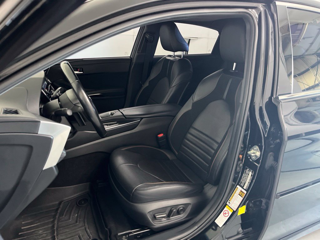Used 2019 Toyota Avalon XSE w/ All Weather Liner Package FWD image 18