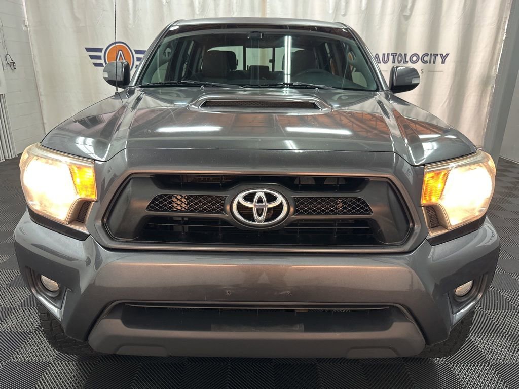 Used 2015 Toyota Tacoma 4x4 Double Cab w/ TRD Sport Package image 3