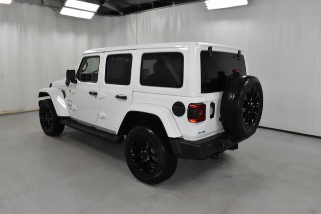 Used 2021 Jeep Wrangler Unlimited Sahara w/ Cold Weather Group image 7