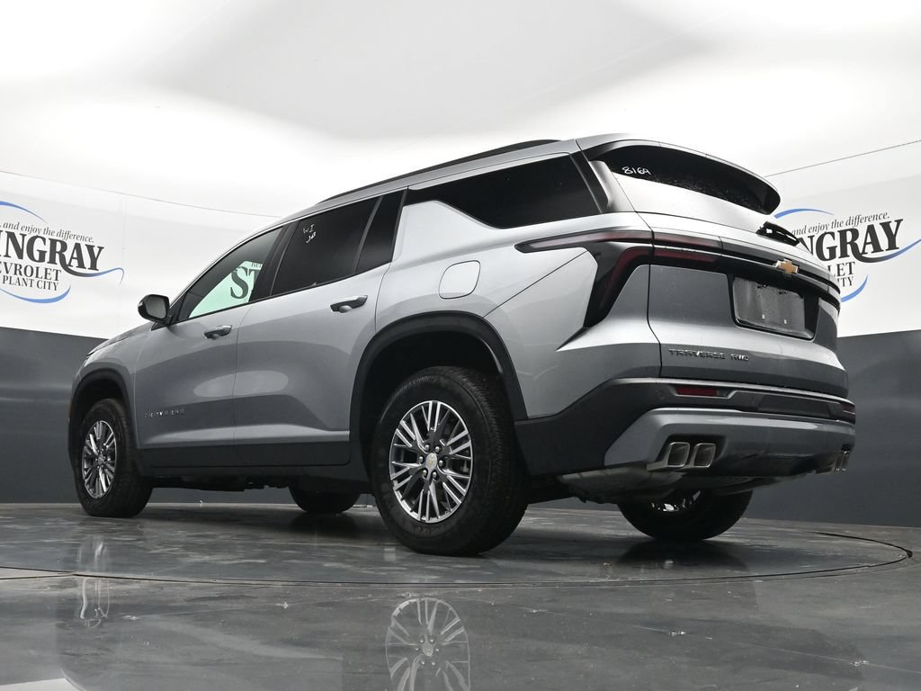 Used 2026 Chevrolet Traverse LT AWD/4WD image 33