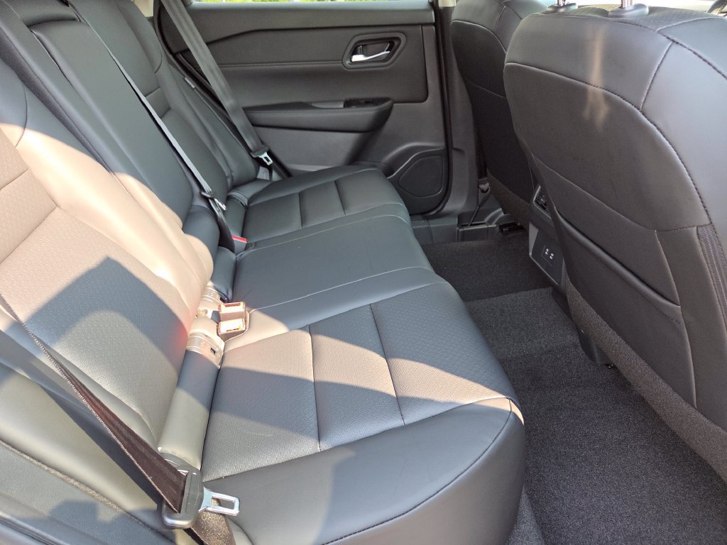 New 2026 Nissan Rogue Dark Armor AWD/4WD image 20