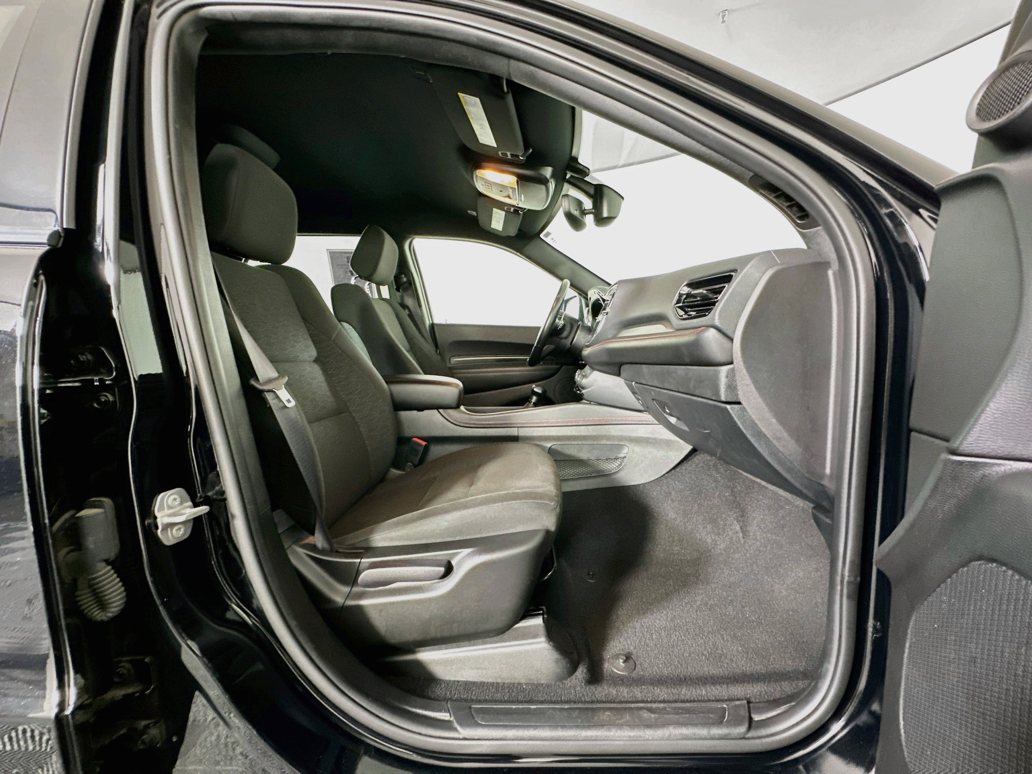 Used 2025 Dodge Durango GT RWD image 34