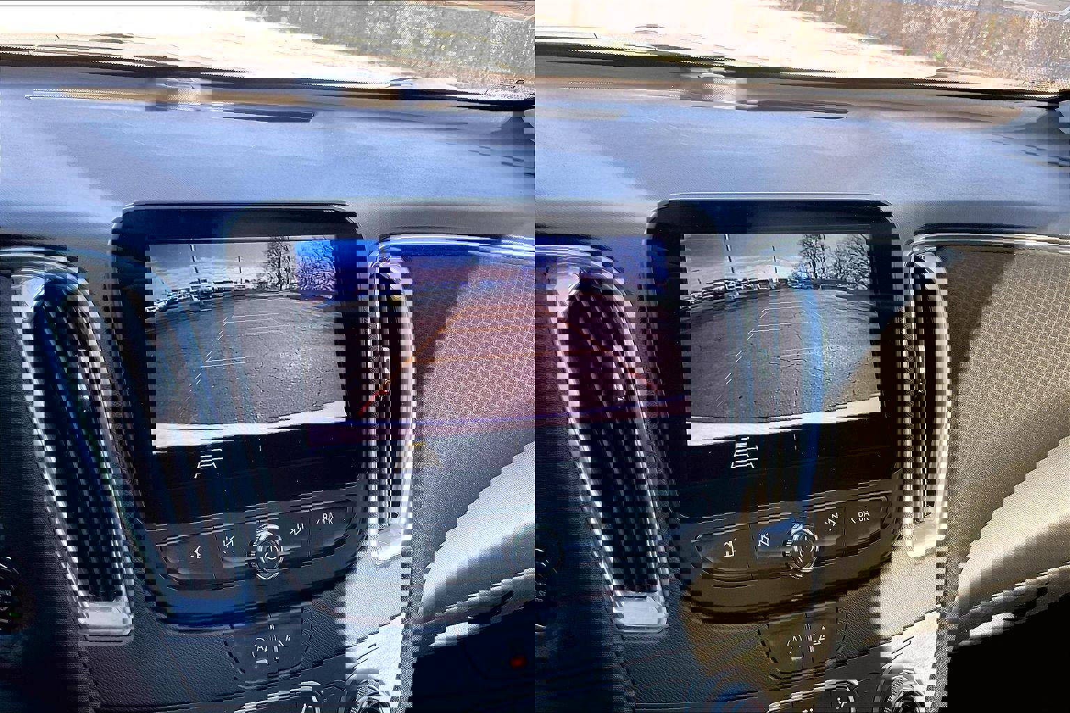 Used 2020 Chevrolet Malibu LT image 22