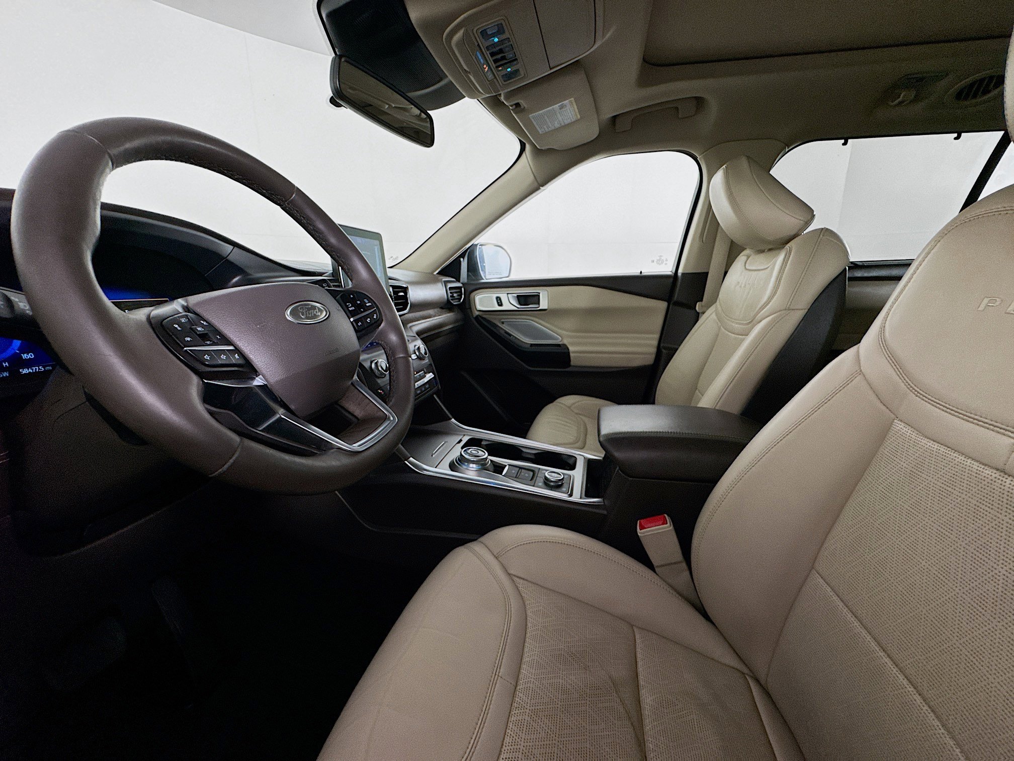 Used 2020 Ford Explorer Platinum w/ Premium Technology Package image 21