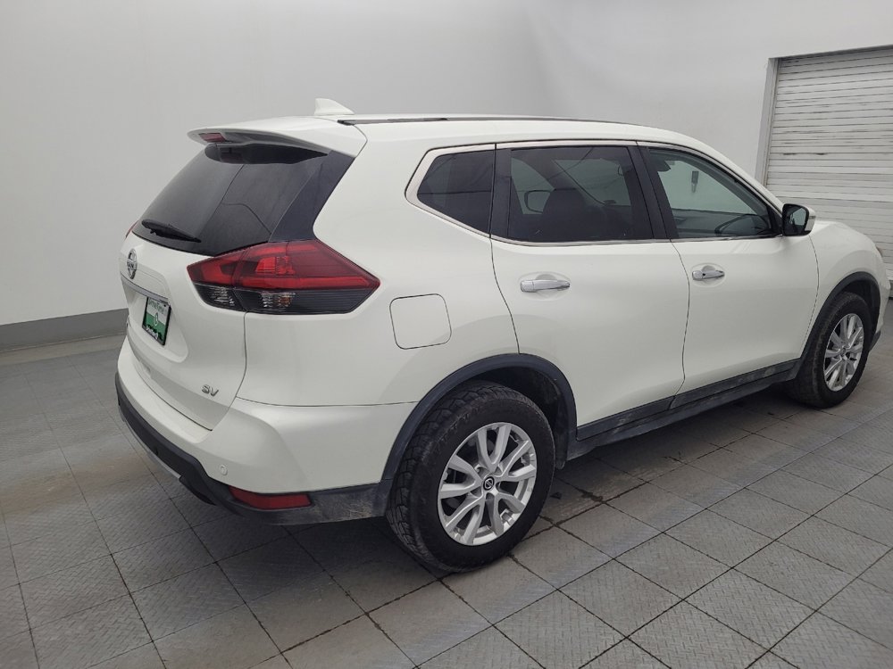 Used 2020 Nissan Rogue SV image 9