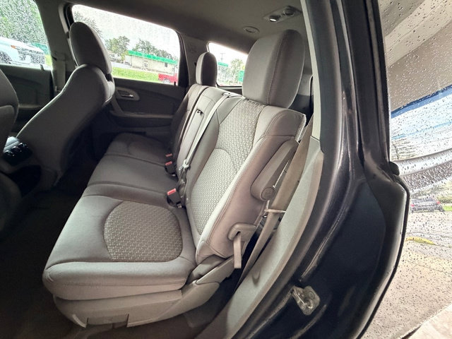 Used 2012 Chevrolet Traverse LS FWD image 23