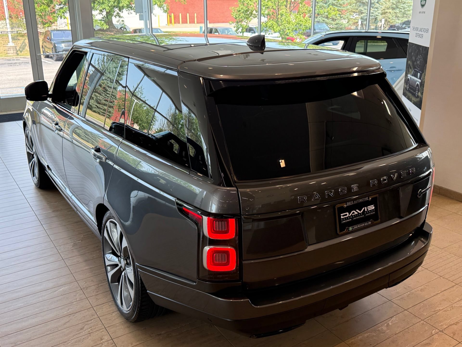 Used 2018 Land Rover Range Rover SV Autobiography Dynamic AWD/4WD image 52