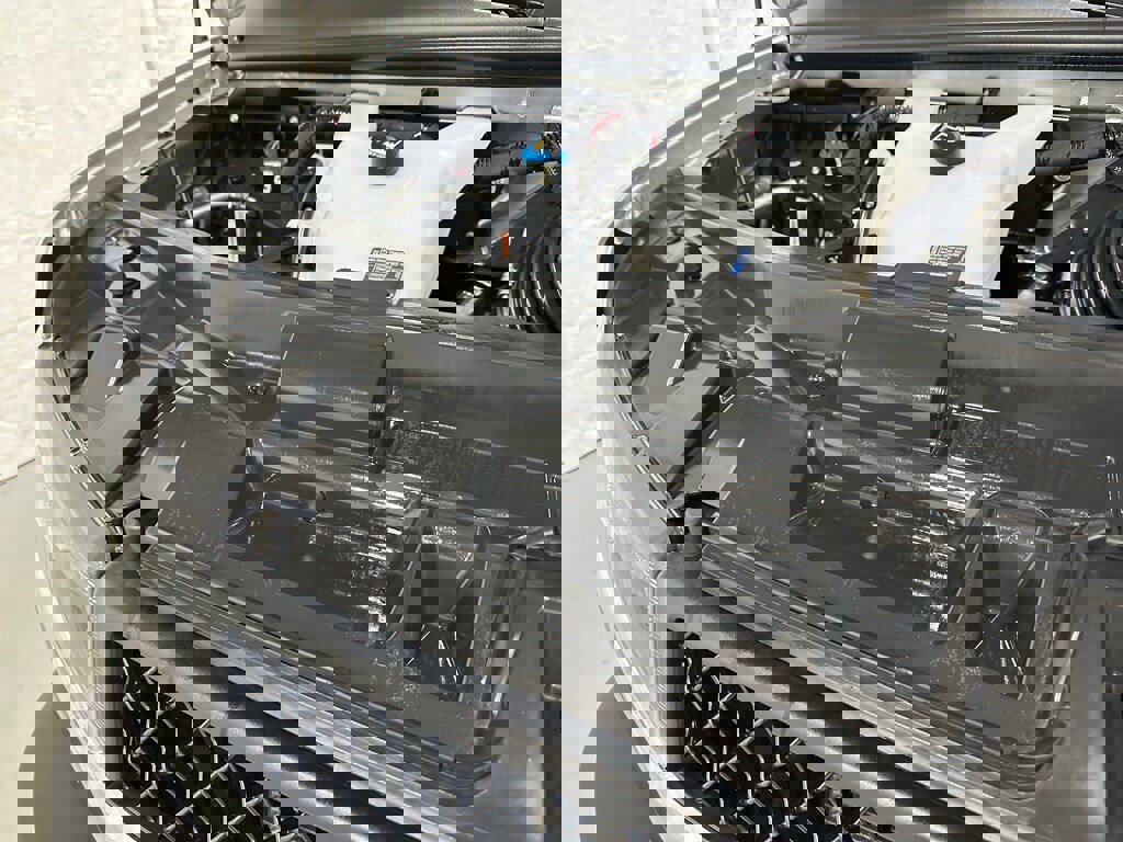 Used 2025 Chevrolet Express 3500 LT w/ LT Preferred Equipment Group image 54