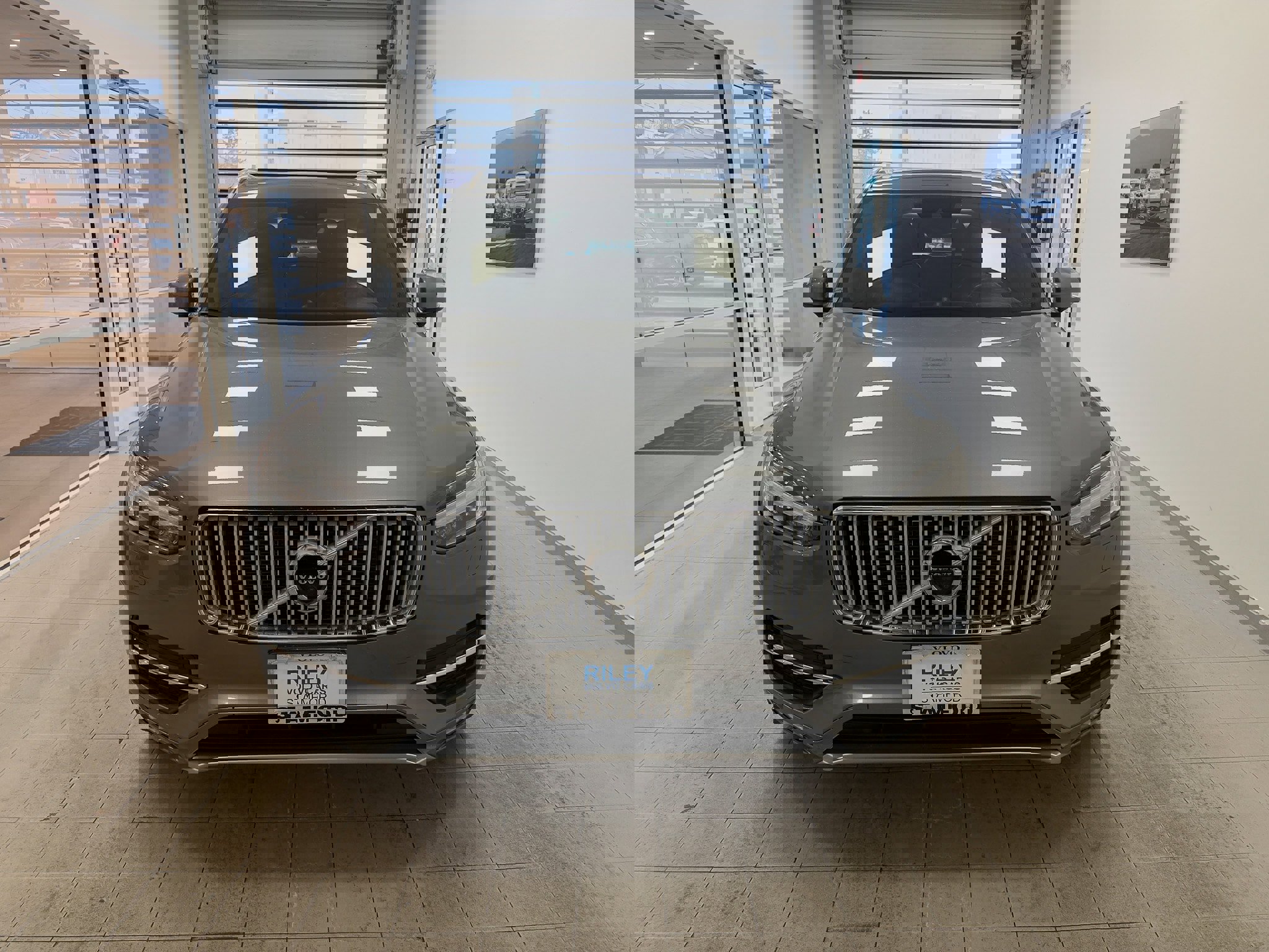 Used 2018 Volvo XC90 T6 Inscription w/ Convenience Package image 2