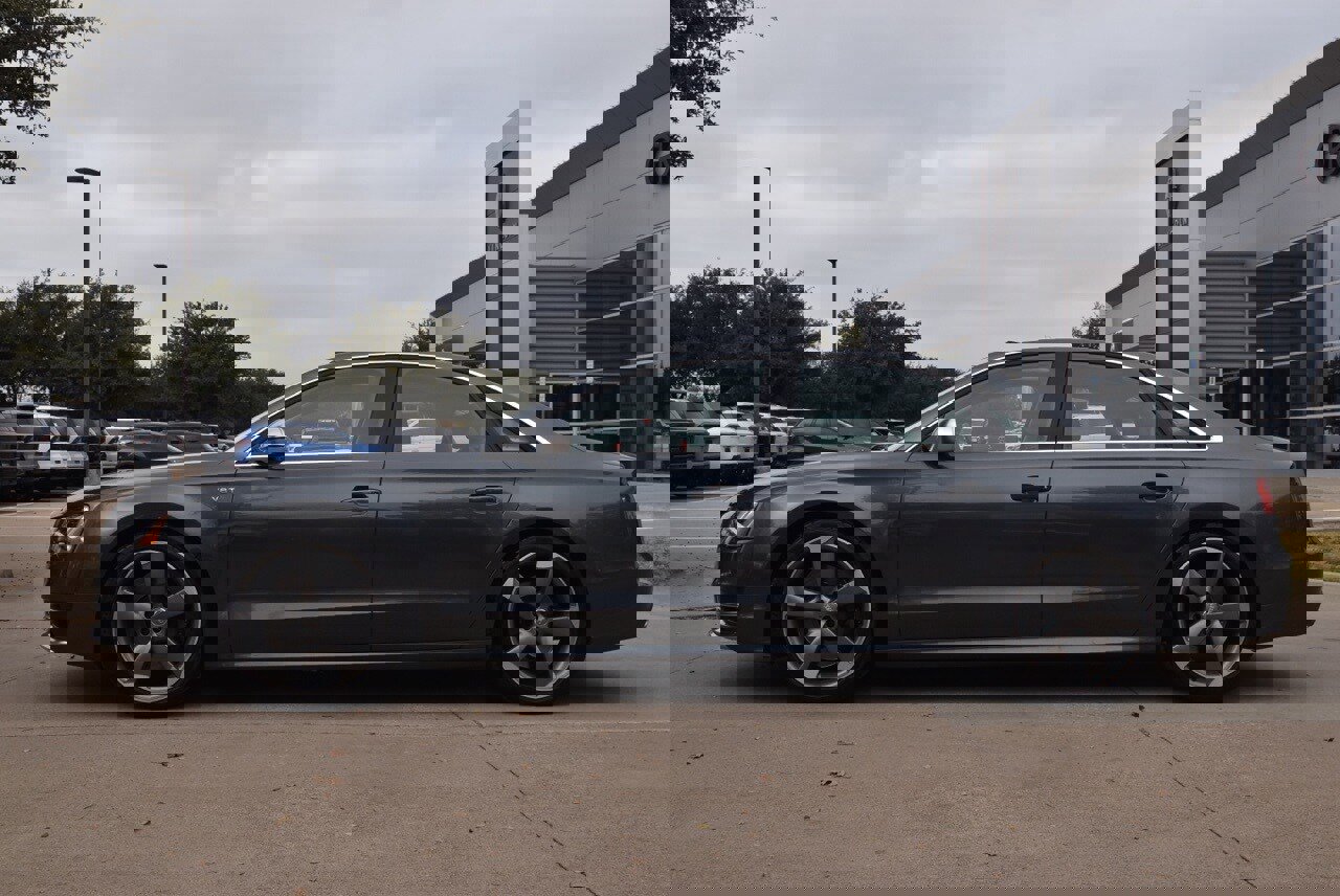 Used 2014 Audi S8 w/ Cold Weather Package image 12