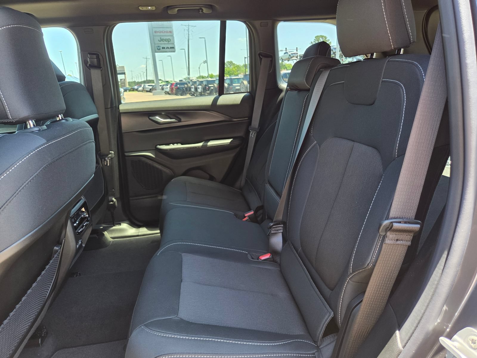 New 2026 Jeep Grand Cherokee Laredo X RWD image 16