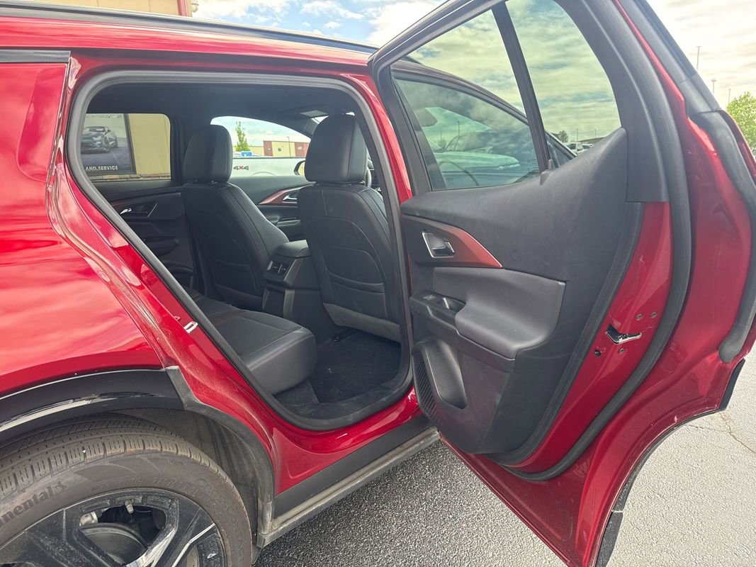 Used 2024 Chevrolet Equinox EV RS w/ Active Safety Package 3 FWD image 39