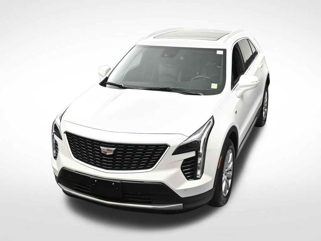 Used 2023 Cadillac XT4 Premium Luxury w/ Cold Weather Package AWD/4WD image 23
