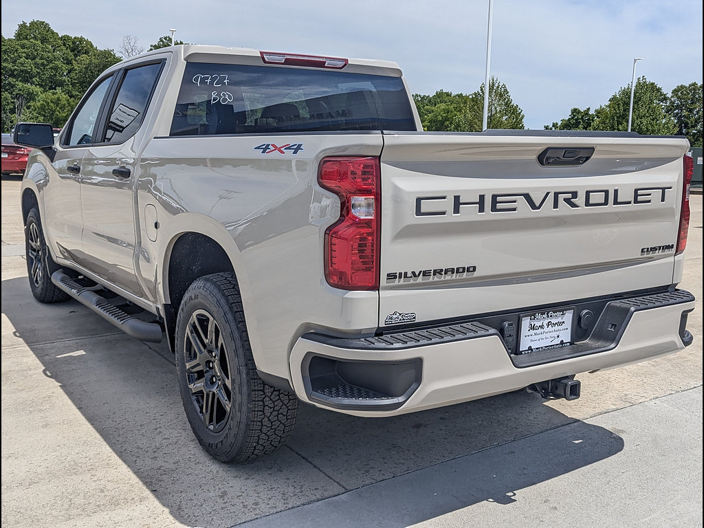 New 2026 Chevrolet Silverado 1500 Custom w/ Turbomax Blackout Package AWD/4WD image 9