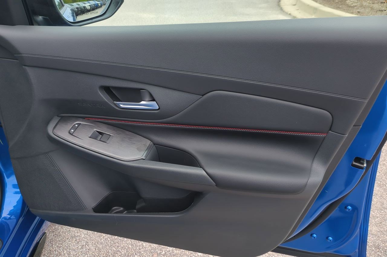 New 2026 Nissan Sentra SR w/ Floor Mat Package FWD image 35
