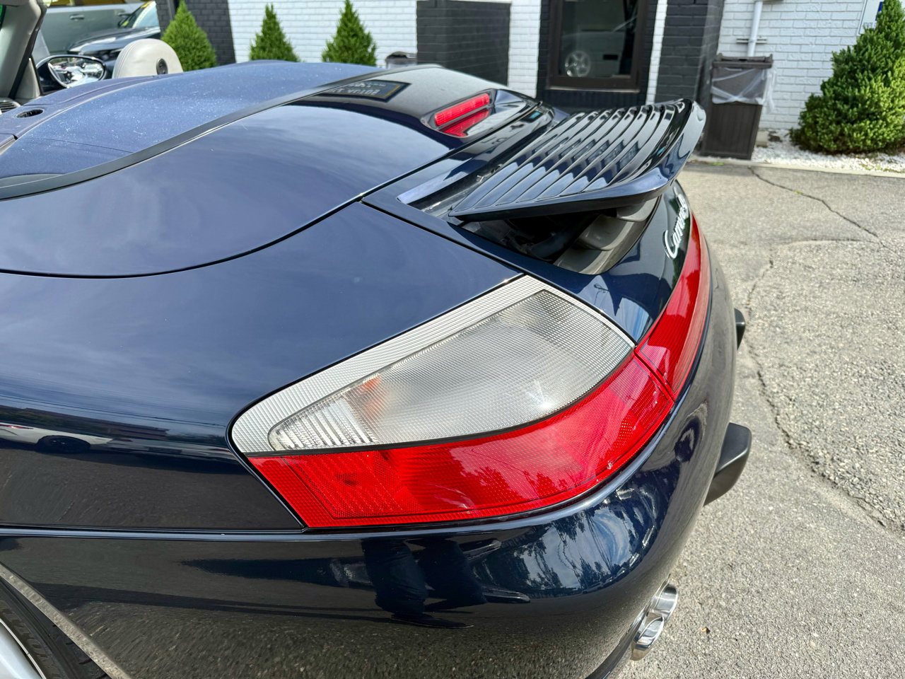Used 2004 Porsche 911 Carrera 4S image 21