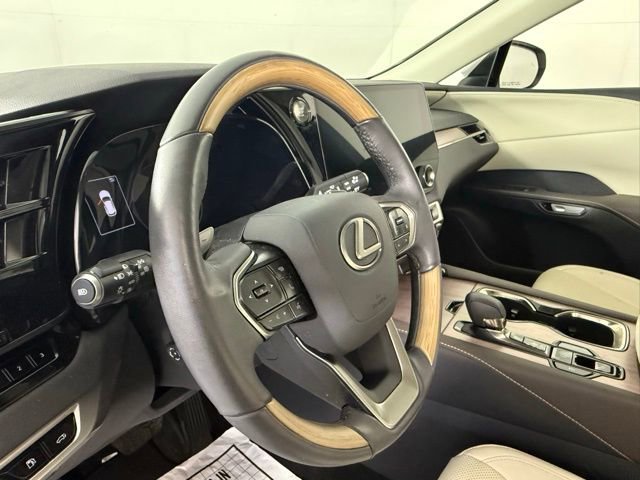 Used 2023 Lexus RX 350 Premium w/ Accessory Package (Z1) image 12