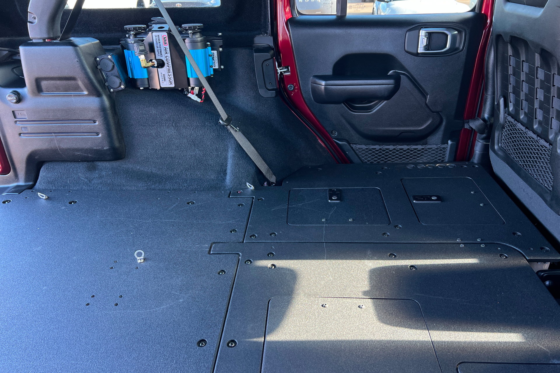 Used 2021 Jeep Wrangler Unlimited Rubicon AWD/4WD image 23