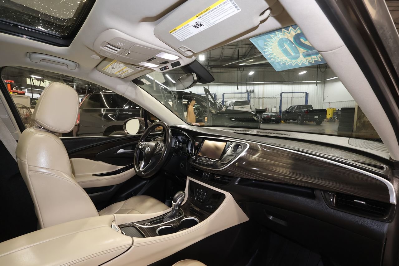 Used 2020 Buick Envision Essence image 28