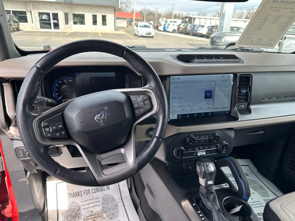 Used 2022 Ford Bronco Wildtrak image 13