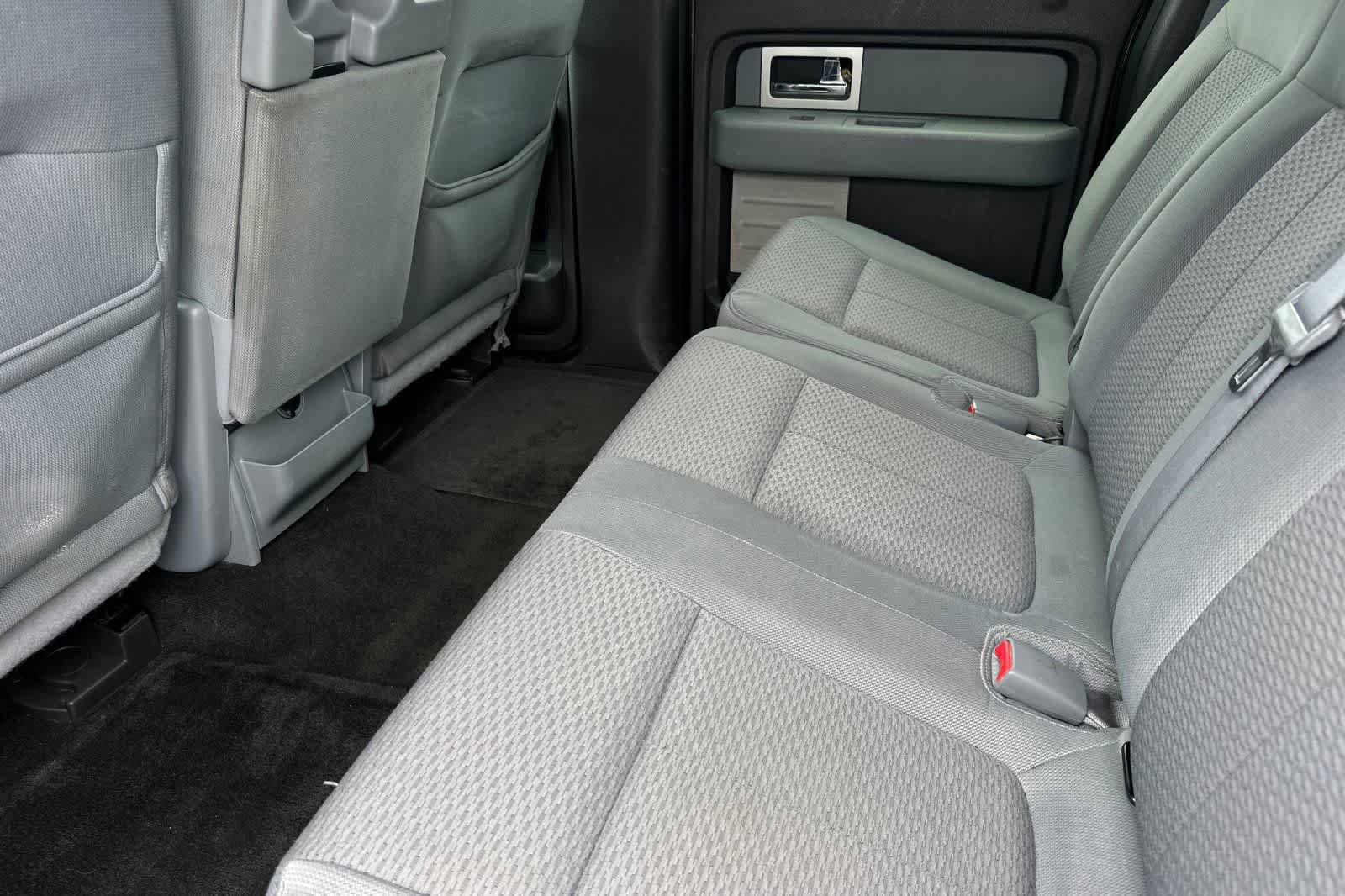 Used 2011 Ford F150 XLT w/ XLT Chrome Pkg RWD image 4