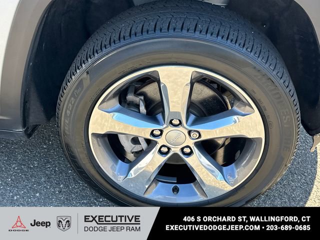 Used 2022 Jeep Grand Cherokee L Limited AWD/4WD image 7