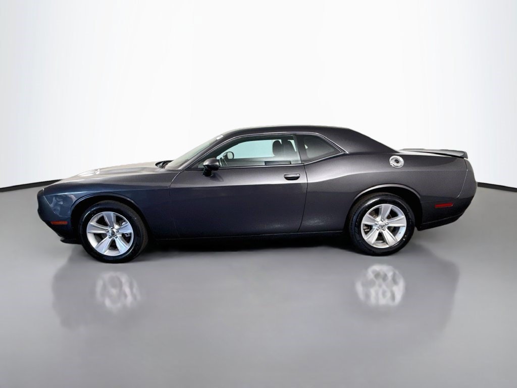 Used 2023 Dodge Challenger SXT RWD image 6