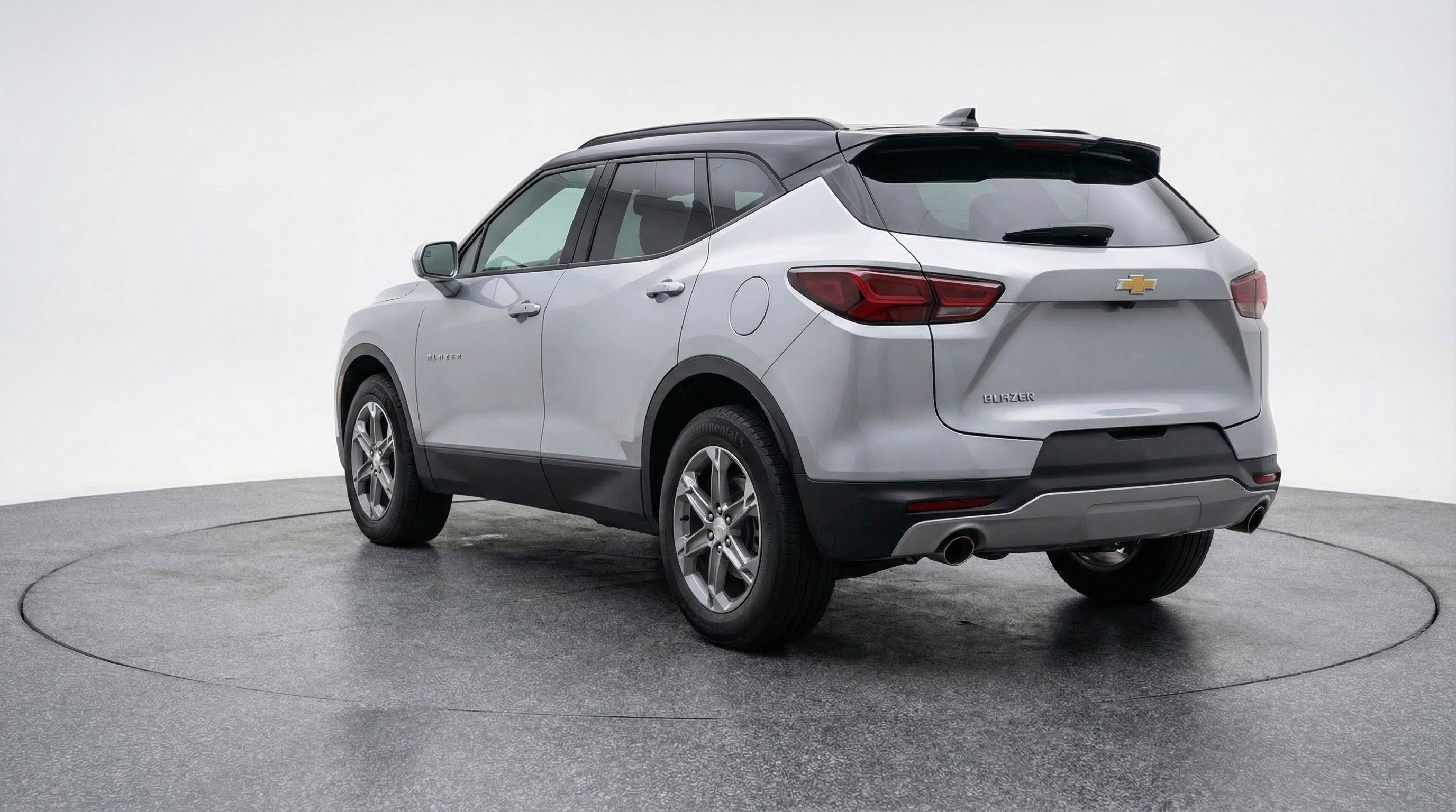 Used 2025 Chevrolet Blazer LT image 6