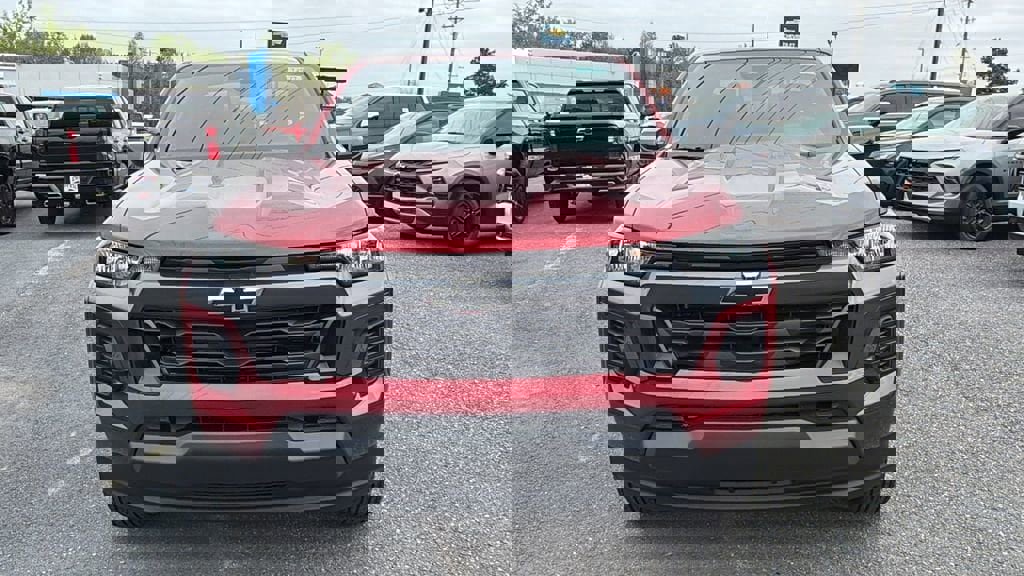 New 2026 Chevrolet Colorado LT image 2