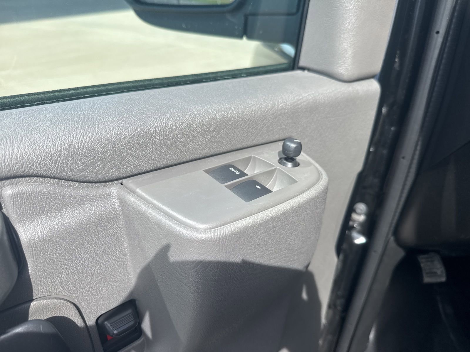 New 2026 Chevrolet Express 2500 w/ Driver Convenience Package RWD image 14