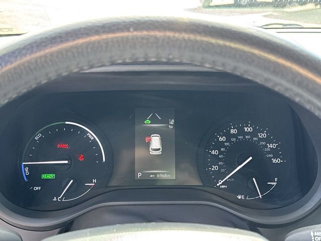 Used 2022 Toyota Sienna XLE w/ XLE Plus Package image 17