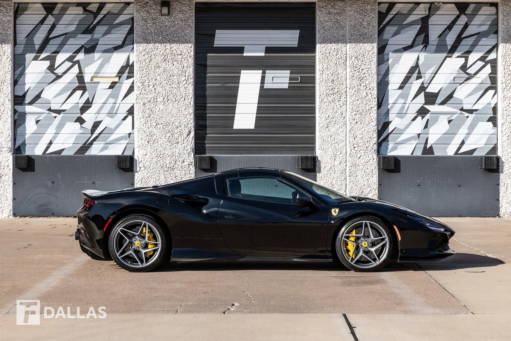 Used 2021 Ferrari F8 Tributo image 17