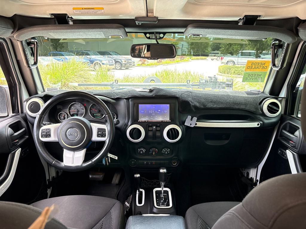 Used 2016 Jeep Wrangler Sport AWD/4WD image 7