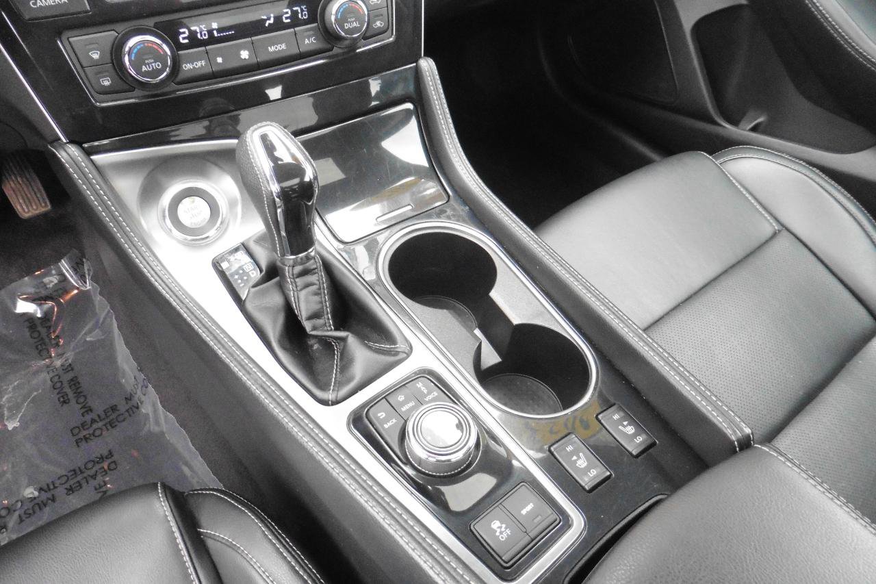 Used 2023 Nissan Maxima SL FWD image 10