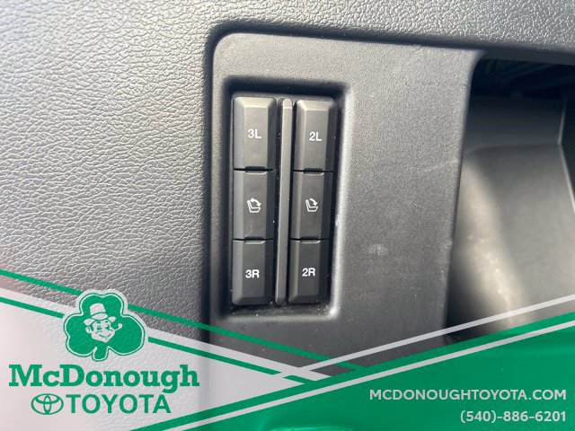 Used 2024 Ford Expedition XLT AWD/4WD image 10