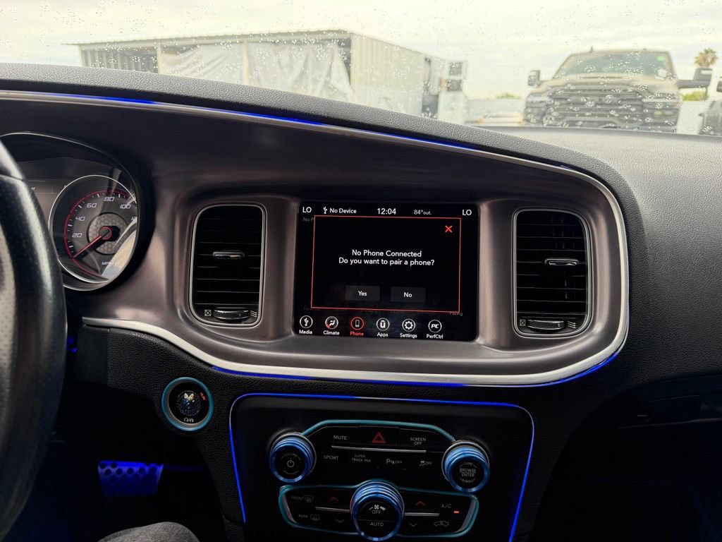 Used 2020 Dodge Charger R/T RWD image 9