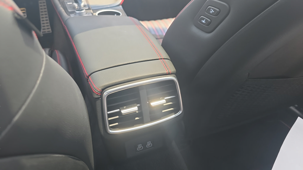 New 2026 Genesis G70 3.3T Sport Prestige AWD/4WD image 11