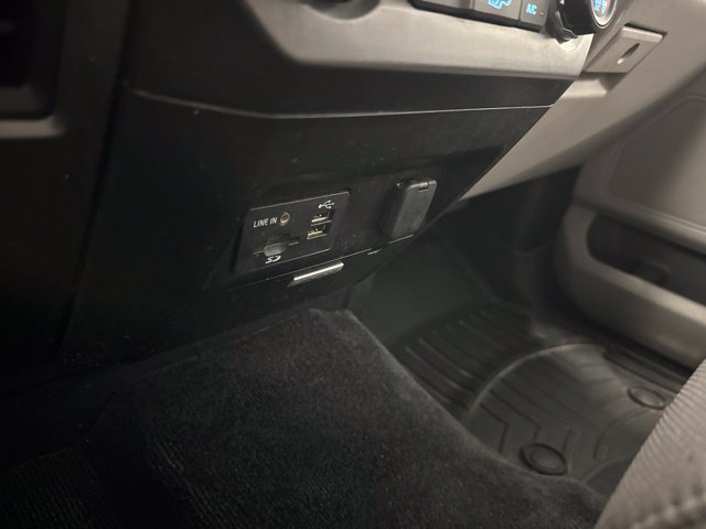 Used 2015 Ford F150 XLT w/ Equipment Group 302A Luxury AWD/4WD image 43