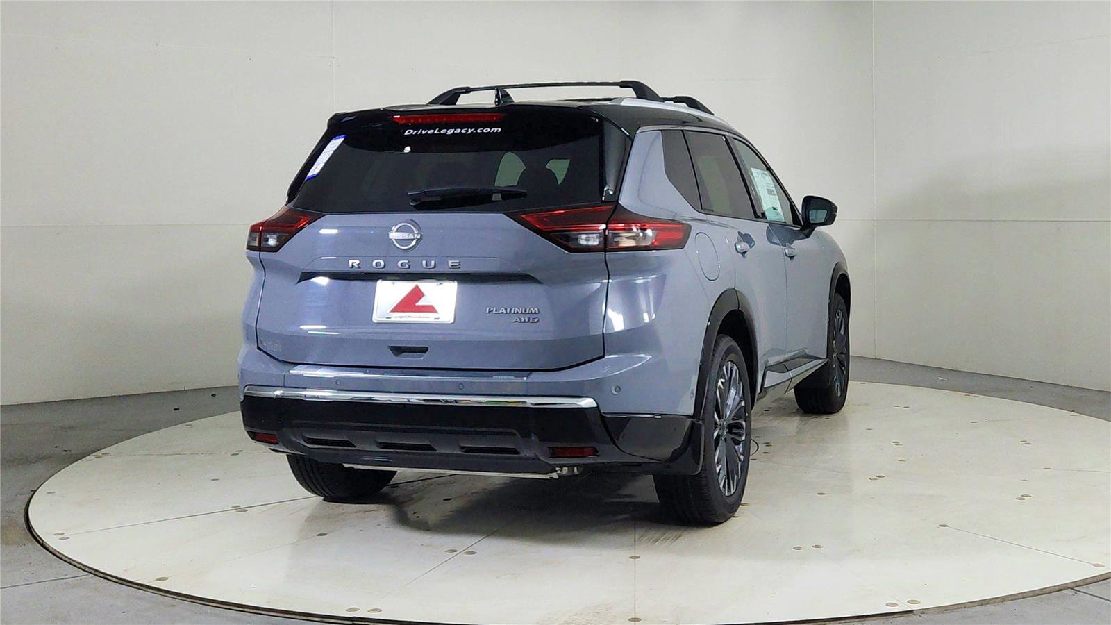 New 2026 Nissan Rogue Platinum w/ Platinum Premium Package image 6