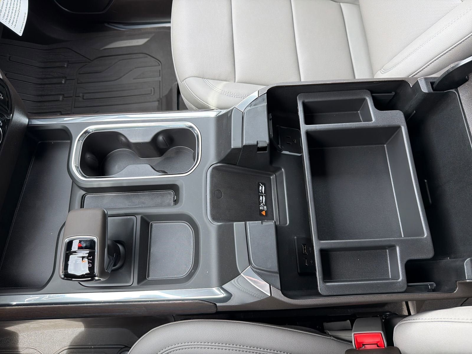 New 2026 GMC Sierra 1500 SLT AWD/4WD image 30