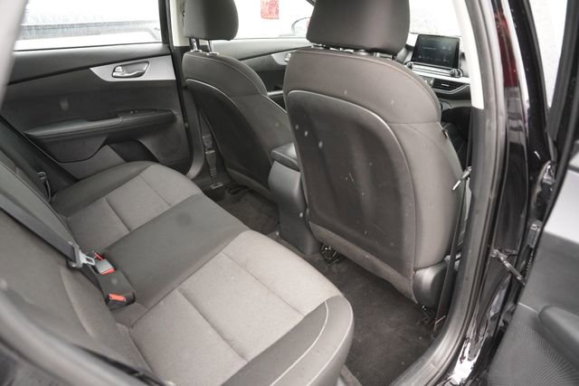 Used 2022 Kia Forte LXS image 14