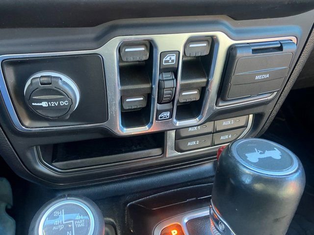 Used 2021 Jeep Wrangler Unlimited Sahara image 11