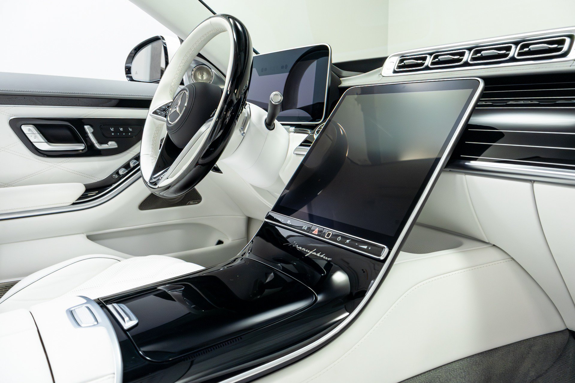 Used 2023 Mercedes-Benz Maybach S 680 4MATIC image 27
