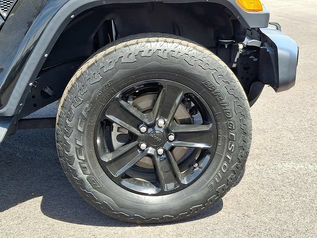 Used 2021 Jeep Wrangler Unlimited Sahara AWD/4WD image 8